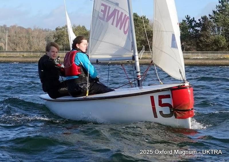 A Cambridge Firefly sailing upwind at the 2025 Oxford Magnum